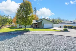 165 Sunbeam Cir, Merlin, OR 97532 - Photo 51