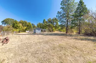 165 Sunbeam Cir, Merlin, OR 97532 - Photo 35