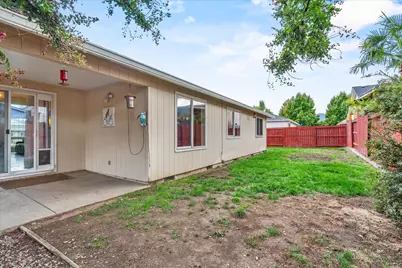 1822 Sarah Way, Medford, OR 97501 - Photo 35