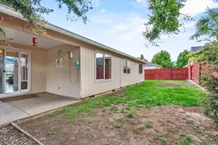 1822 Sarah Way, Medford, OR 97501 - Photo 35