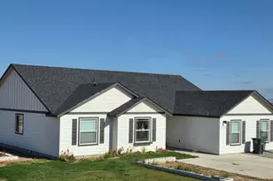 7056 SW Kent Ln, Culver, OR 97734 - Photo 11