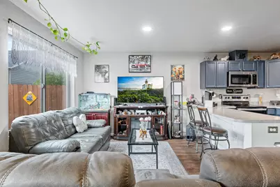 7635 Coloma Street, White City, OR 97503 - Photo 5