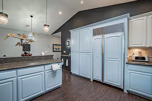 1231 Poppy Ridge Dr, Eagle Point, OR 97524 - Photo 17