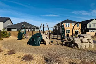 21428 SE Krakatoa Ct, Bend, OR 97702 - Photo 29