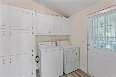 206 NW Creekside Drive, Grants Pass, OR 97526 - Photo 23