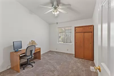 206 NW Creekside Drive, Grants Pass, OR 97526 - Photo 21