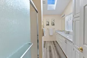 206 NW Creekside Dr, Grants Pass, OR 97526 - Photo 15