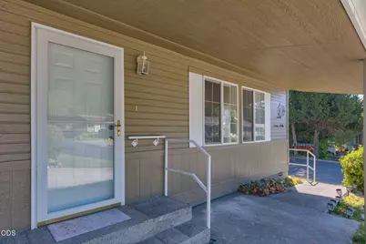 206 NW Creekside Drive, Grants Pass, OR 97526 - Photo 5