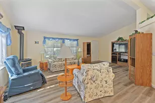 206 NW Creekside Dr, Grants Pass, OR 97526 - Photo 7