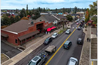 220 W Cascade Avenue, Sisters, OR 97759 - Photo 25