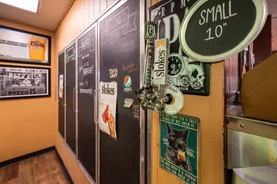 220 W Cascade Avenue, Sisters, OR 97759 - Photo 17