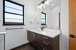 391 Clinton St, Ashland, OR 97520 - Photo 29