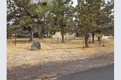 2675 NW Norse Drive, Redmond, OR 97756 - Photo 3