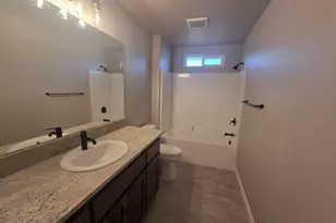 1858 Ingram Ln, Medford, OR 97501 - Photo 11