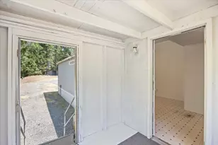 197 Gold Canyon Dr, Selma, OR 97538 - Photo 15