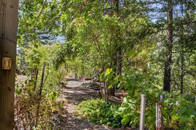 197 Gold Canyon Drive, Selma, OR 97538 - Photo 3