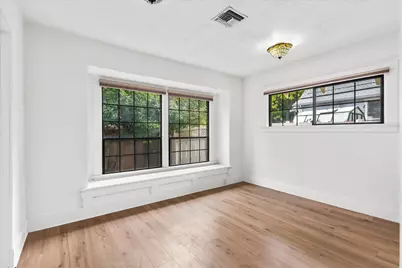 94 N 3rd Street, Ashland, OR 97520 - Photo 17