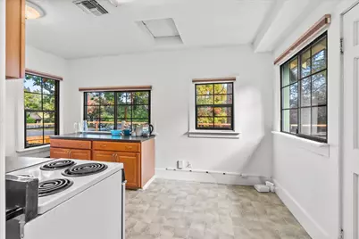 94 N 3rd Street, Ashland, OR 97520 - Photo 23