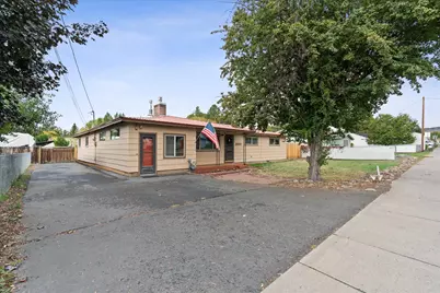 3420 Madison Street, Klamath Falls, OR 97603 - Photo 3