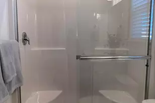 572 NE Arnold St, Madras, OR 97741 - Photo 13