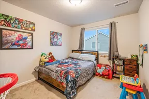 16672 Pne Crk Dr, La Pine, OR 97739 - Photo 23