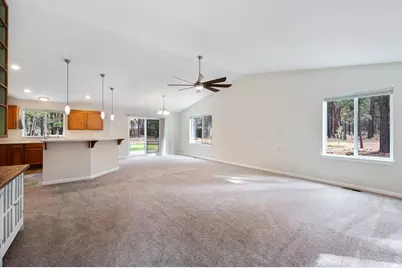 60026 Turquoise Road, Bend, OR 97702 - Photo 5