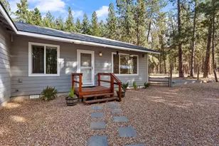 60026 Turquoise Rd, Bend, OR 97702 - Photo 3