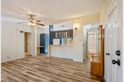 64100 N Hwy 97 #16, Bend, OR 97701 - Photo 3