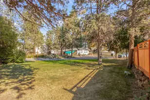 64100 N Hwy 97, Bend, OR 97701 - Photo 23