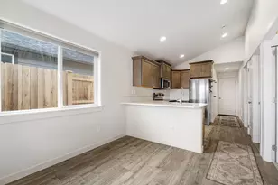 3246 NW 9th St, Redmond, OR 97756 - Photo 21