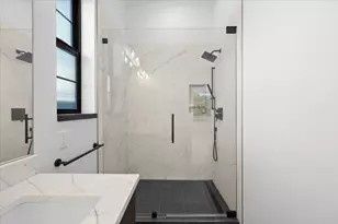 381 Clinton St, Ashland, OR 97520 - Photo 25