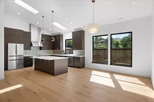 381 Clinton St, Ashland, OR 97520 - Photo 17