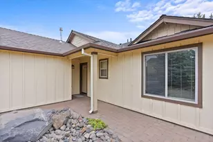 3204 Northeast Spring Creek Place, Bend, OR 97701 - Photo 19