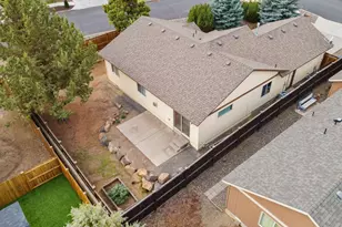 3204 Northeast Spring Creek Place, Bend, OR 97701 - Photo 21