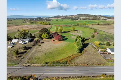 2545 Meridian Road, Eagle Point, OR 97524 - Photo 21