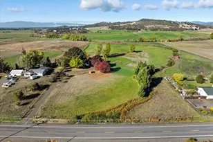 2545 Meridian Rd, Eagle Point, OR 97524 - Photo 21