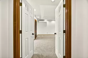 1876 Inglewood Dr, Medford, OR 97504 - Photo 35