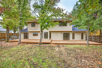 1876 Inglewood Drive, Medford, OR 97504 - Photo 7