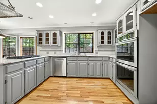 1876 Inglewood Dr, Medford, OR 97504 - Photo 17