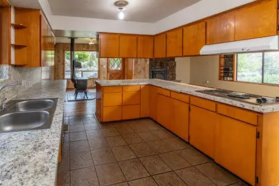 33084 Cougar Mountain Road, Mitchell, OR 97750 - Photo 19