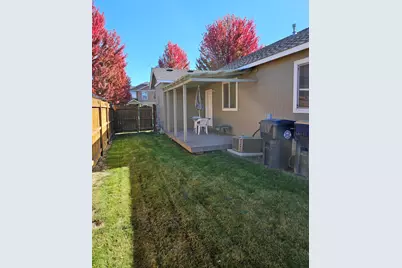 1297 NE 3rd Street, Redmond, OR 97756 - Photo 3