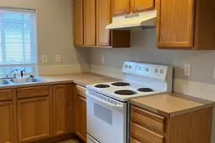 1297 NE Dawson Dr, Bend, OR 97701 - Photo 11