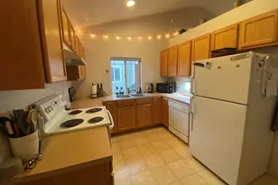 1297 NE Dawson Dr, Bend, OR 97701 - Photo 9