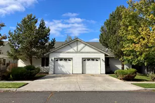 1297 NE Dawson Dr, Bend, OR 97701 - Photo 3