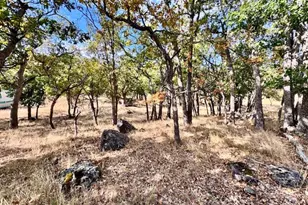 271 Cove Rd, Ashland, OR 97520 - Photo 17