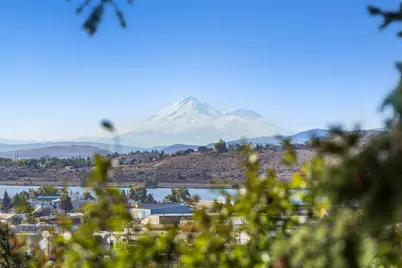 2050 Auburn Street, Klamath Falls, OR 97601 - Photo 31