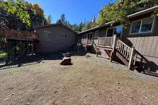 12330 E Evans Creek Rd, Rogue River, OR 97537 - Photo 9