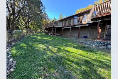 12330 E Evans Creek Road, Rogue River, OR 97537 - Photo 7