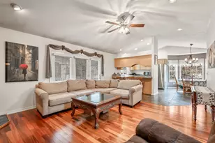 2987 NE Oakley Ct, Bend, OR 97701 - Photo 3