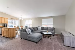 16485 Cassidy Dr, La Pine, OR 97739 - Photo 3